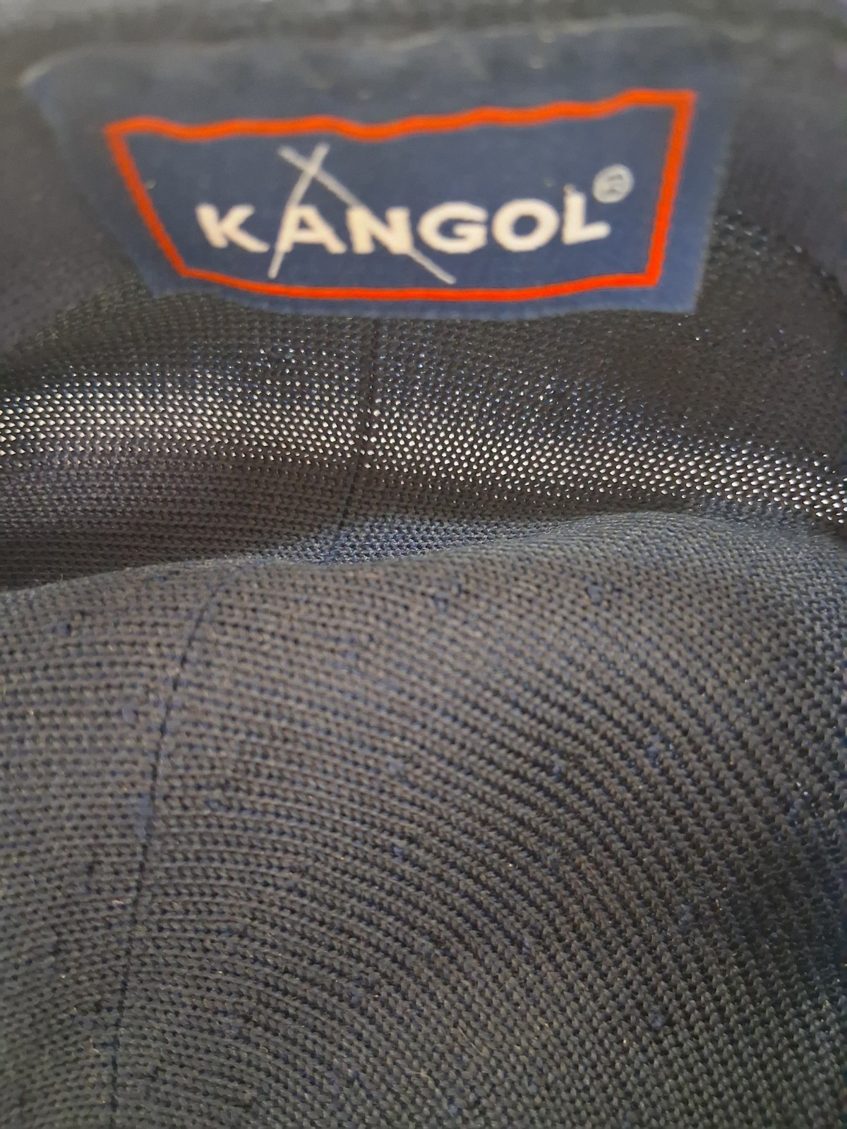 Kangol Men’s Navy Flat Cap Hat Solid Pattern Kangaroo Logo Lightweight Size L