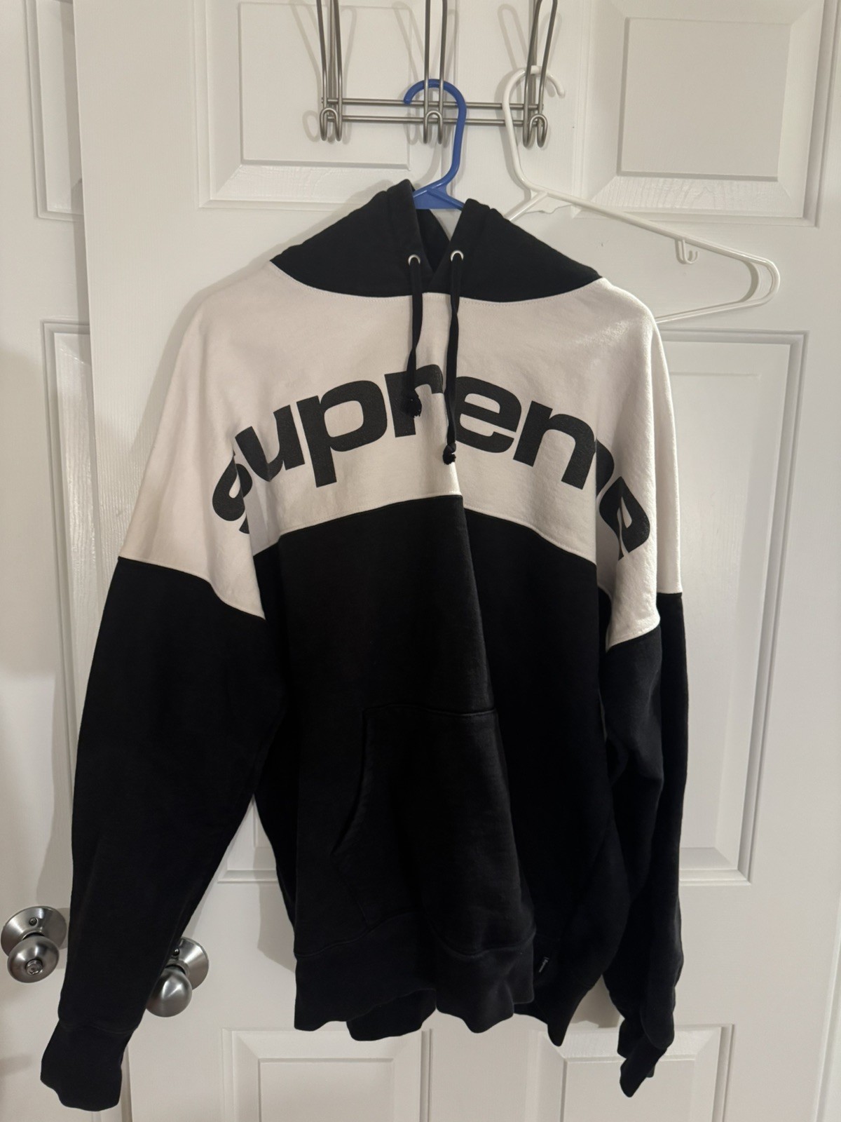 Supreme FW17 Blocked Logo Hoodie Very Rare in Good Condition Size XLarge XL