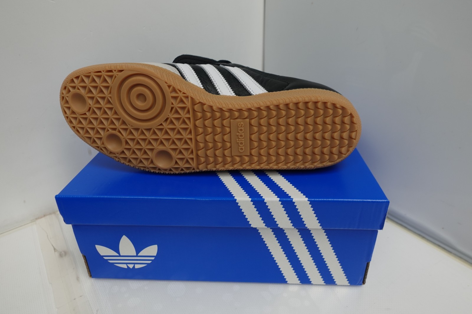 Adidas Samba LT IG2010 Black White Gum Women’s Shoes, Box Damaged, Size: 9