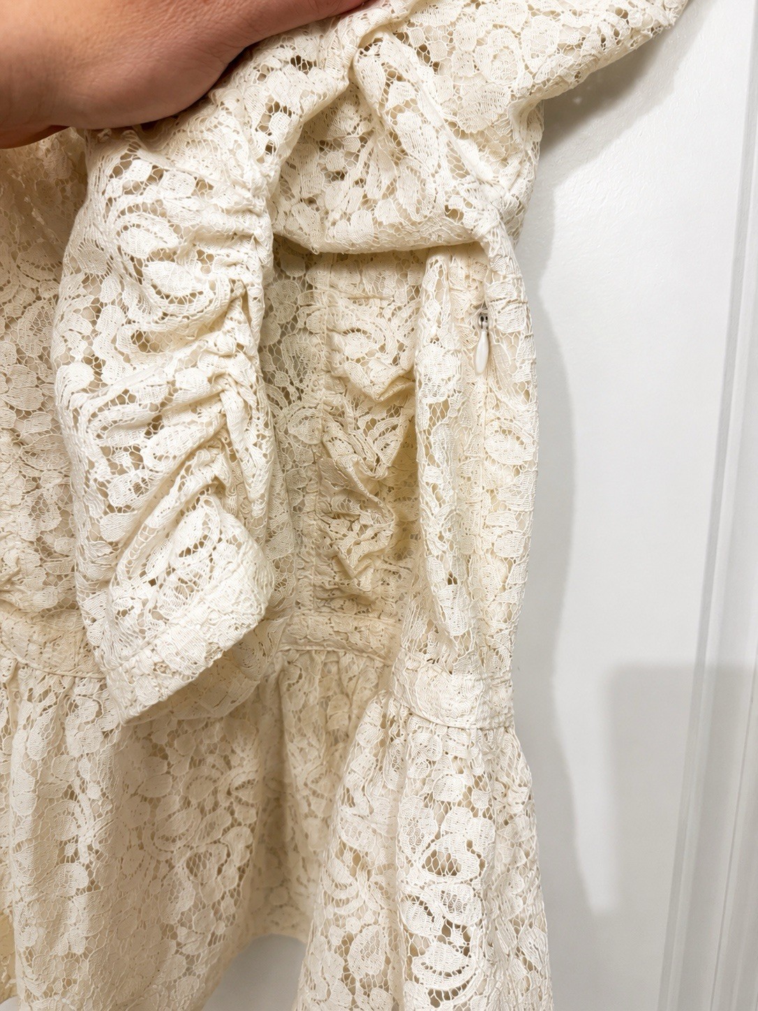 Meadow Rue by Anthropologie Womens 8 Ivory Floral Lace Ruffle Zip Blouse