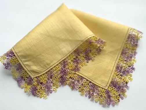VINTAGE HANKY YELLOW LINEN HAND TATTING 4 ROWS LAVENDER IRISH LINEN NEW W/O TAGS
