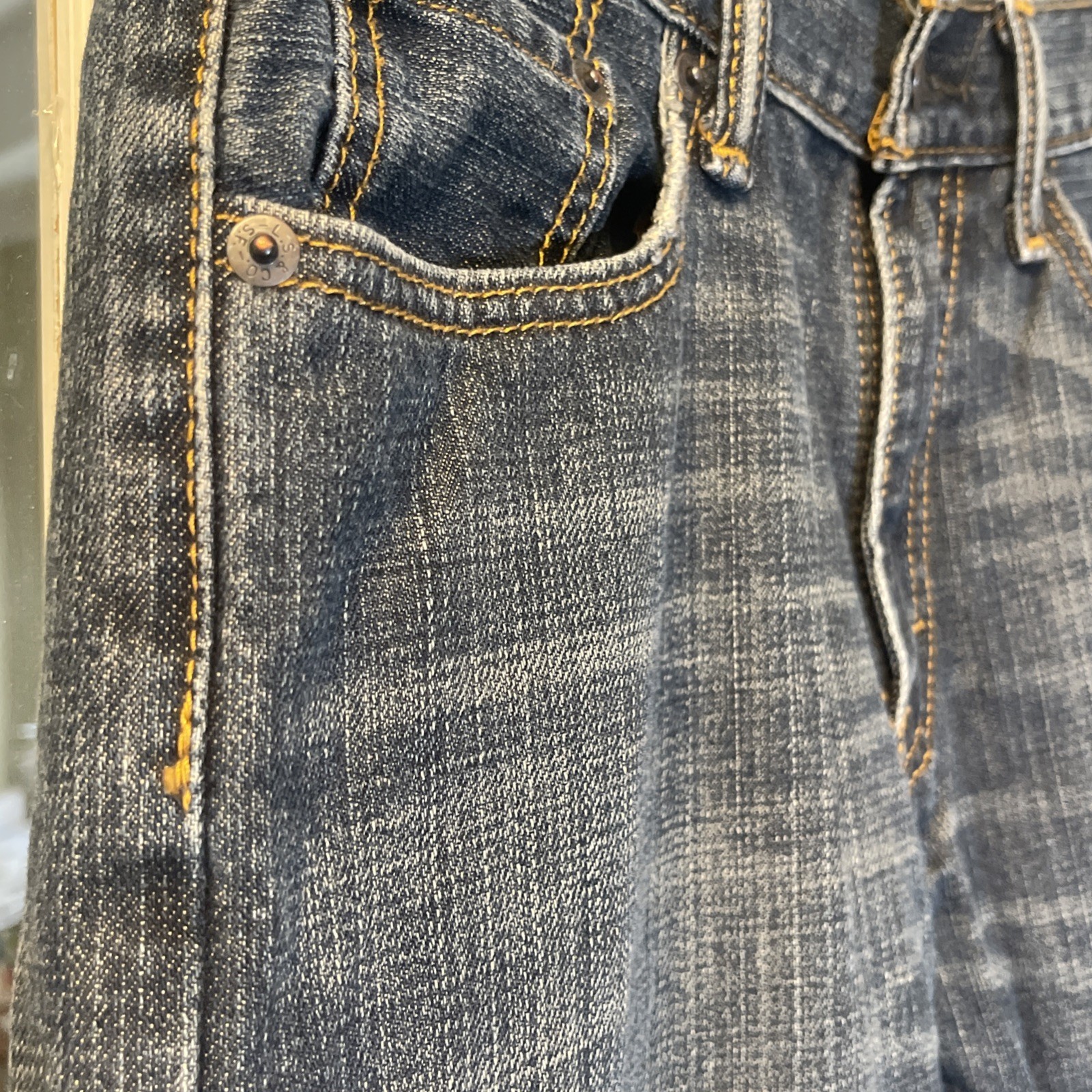Levi Strauss & Co Men’s 505 series size 30×30