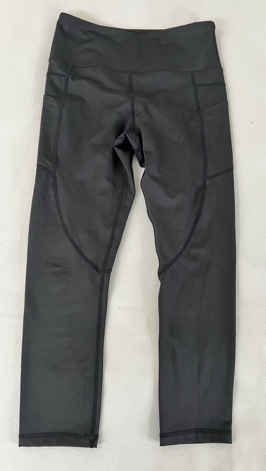 Zyia Active Womens Size Medium Biack Cropped Side Pockets Leggings Logo