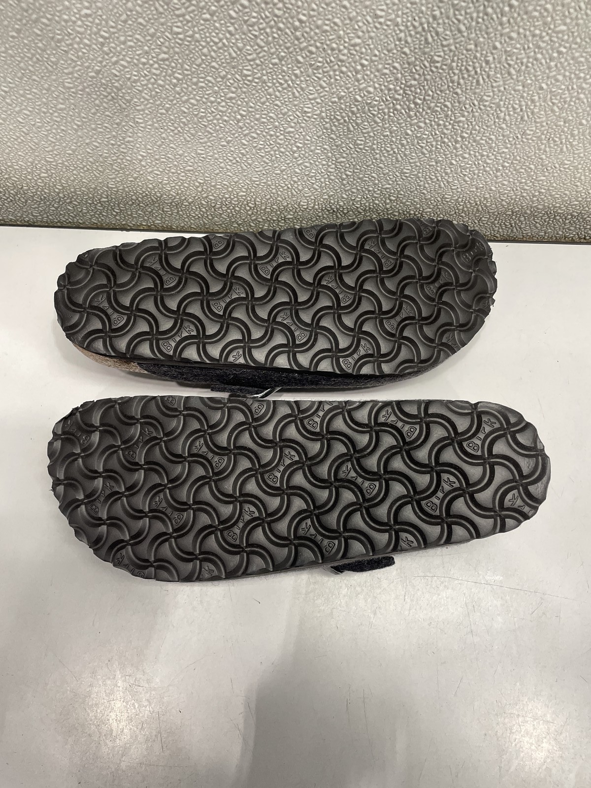 Birkenstock Boston Wool Felt Clog Unisex W9, M7 In Anthracite