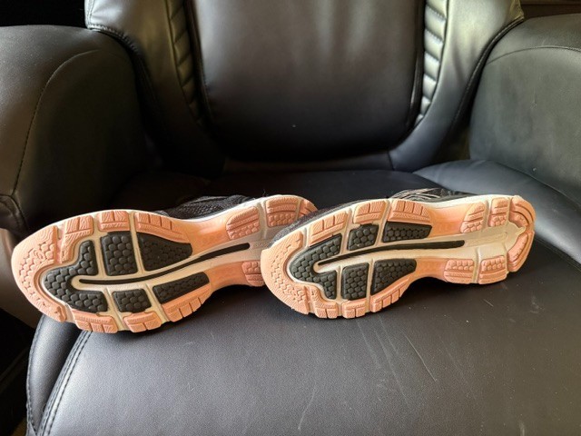 Size 8 – Asics Gel Nimbus 20 Black Rose W
