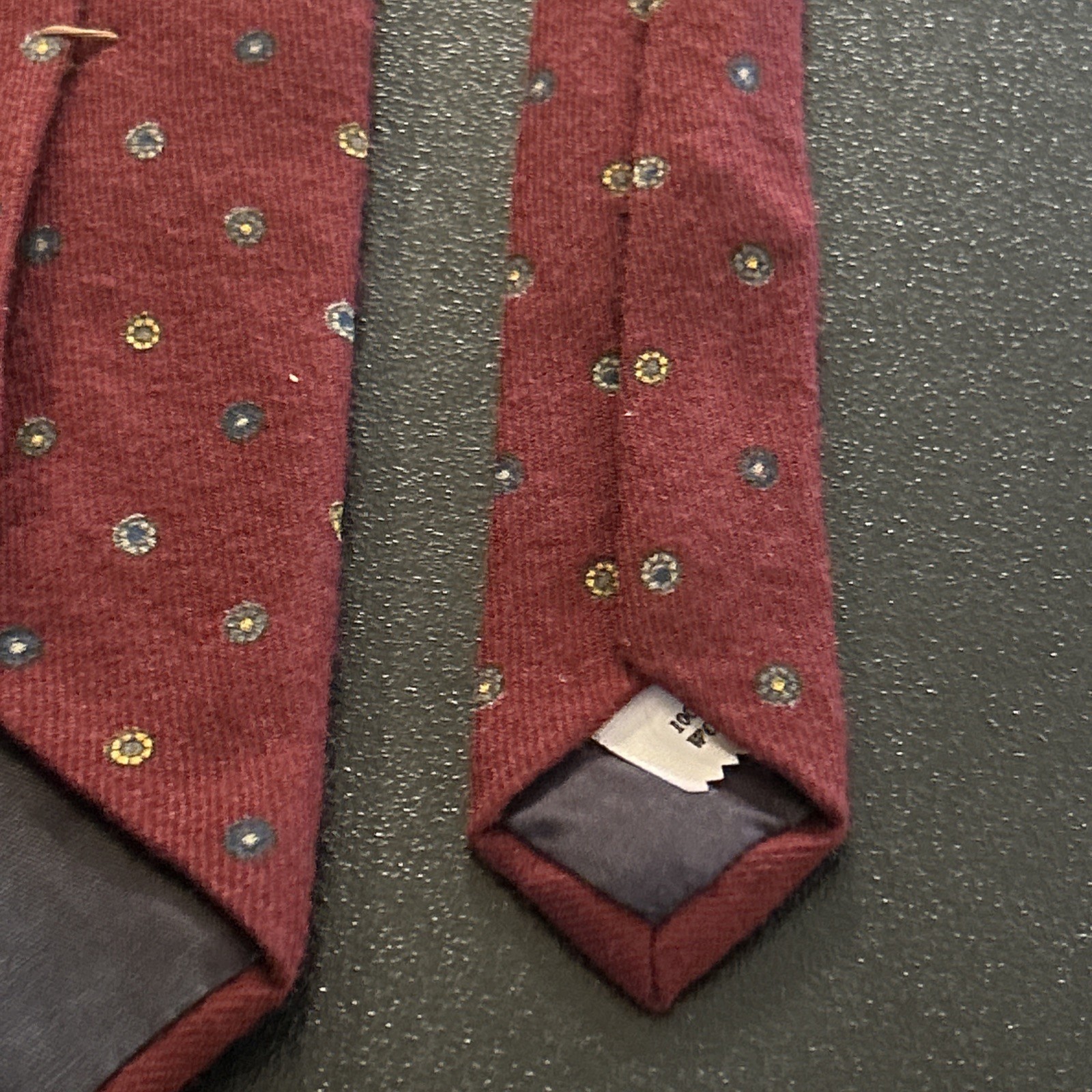 Vintage Cambridge Collection Wool Tie Foulard USA Necktie 53 X 3.25