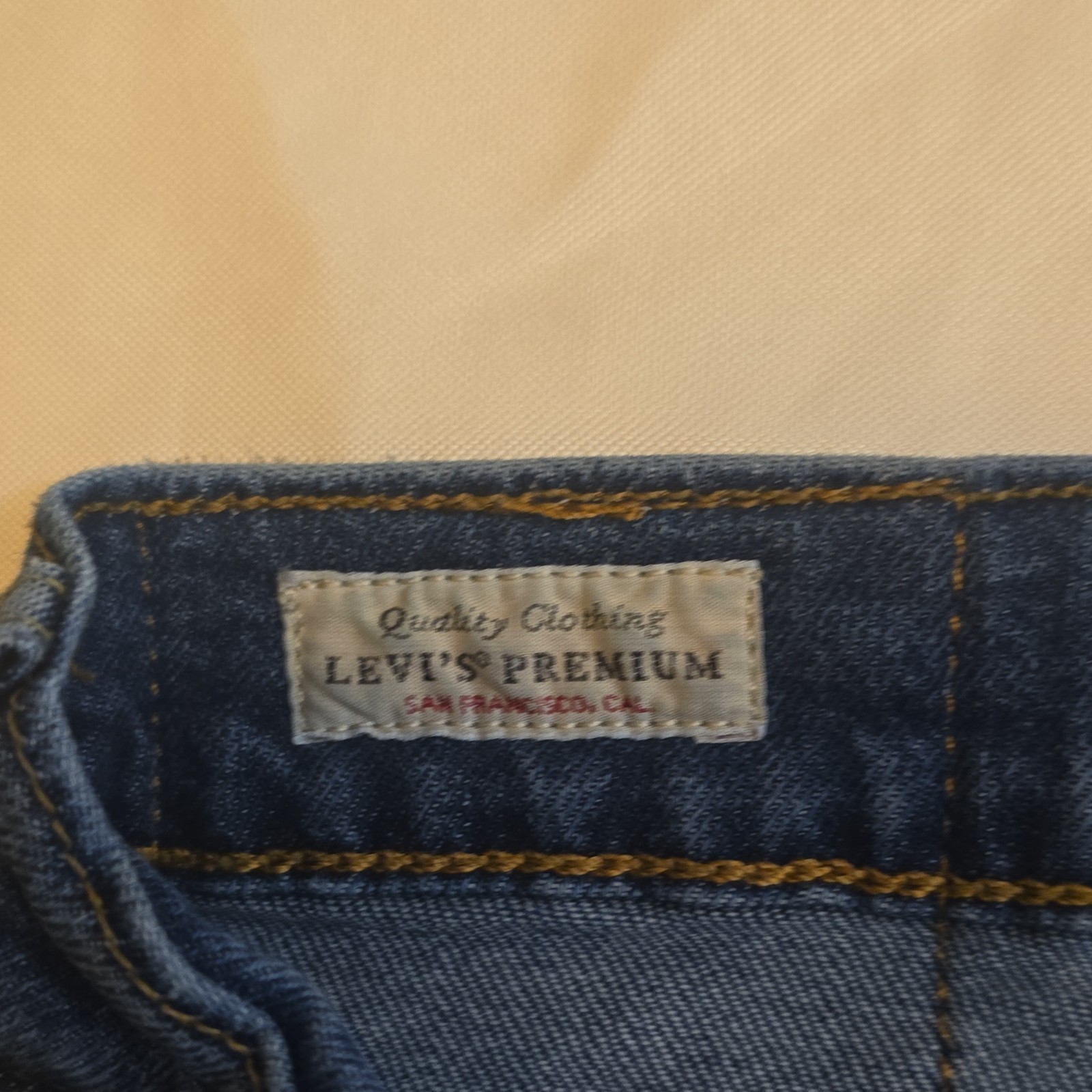 Levi’s Premium Men’s Athletic Taper Waterless Medium Wash Blue Denim Jeans