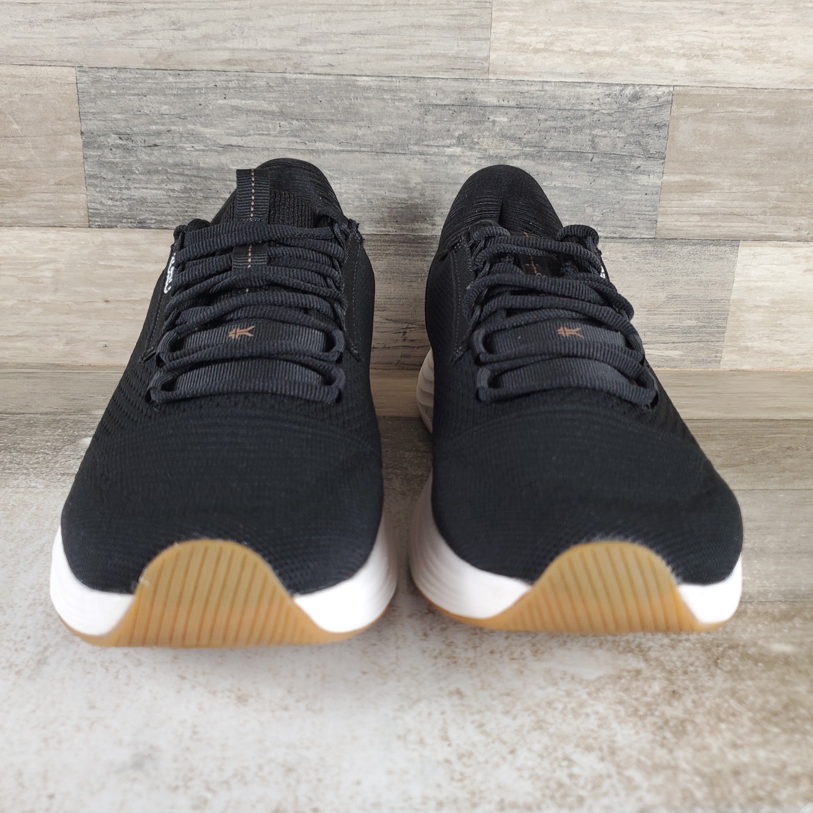 Kuru Atom 2 Womens Shoes Sz 10.5 W Running Jet Black Desert Tan Lace Up Sneakers