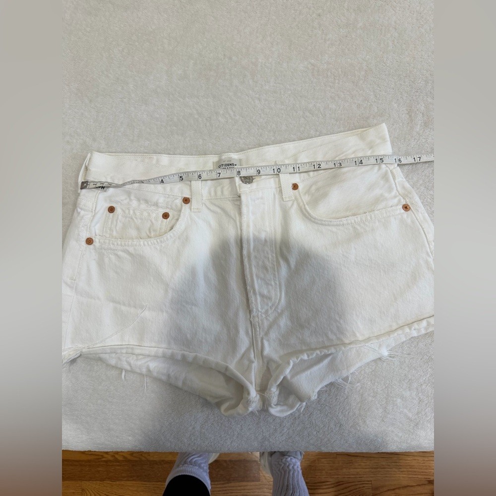 🤍 CITIZENS OF HUMANITY “Annabelle” Cutoff White Denim Shorts – Size 27 🤍