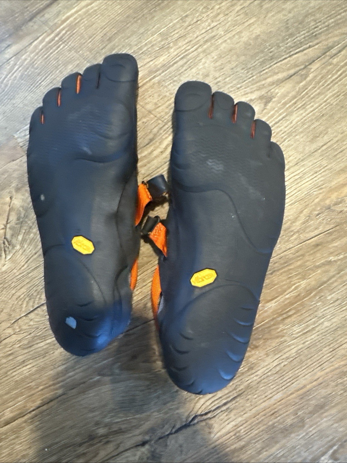Vibram FiveFingers Black Minimalist Toe Shoes EU 41 US 8.5-9 Barefoot Running