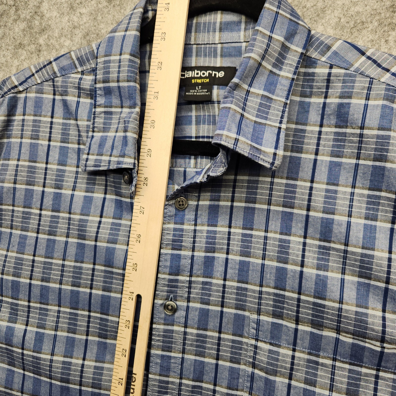 Claiborne Long Sleeve Stretch Size Large Blue,Gray and White Plaid Barrel Cuff