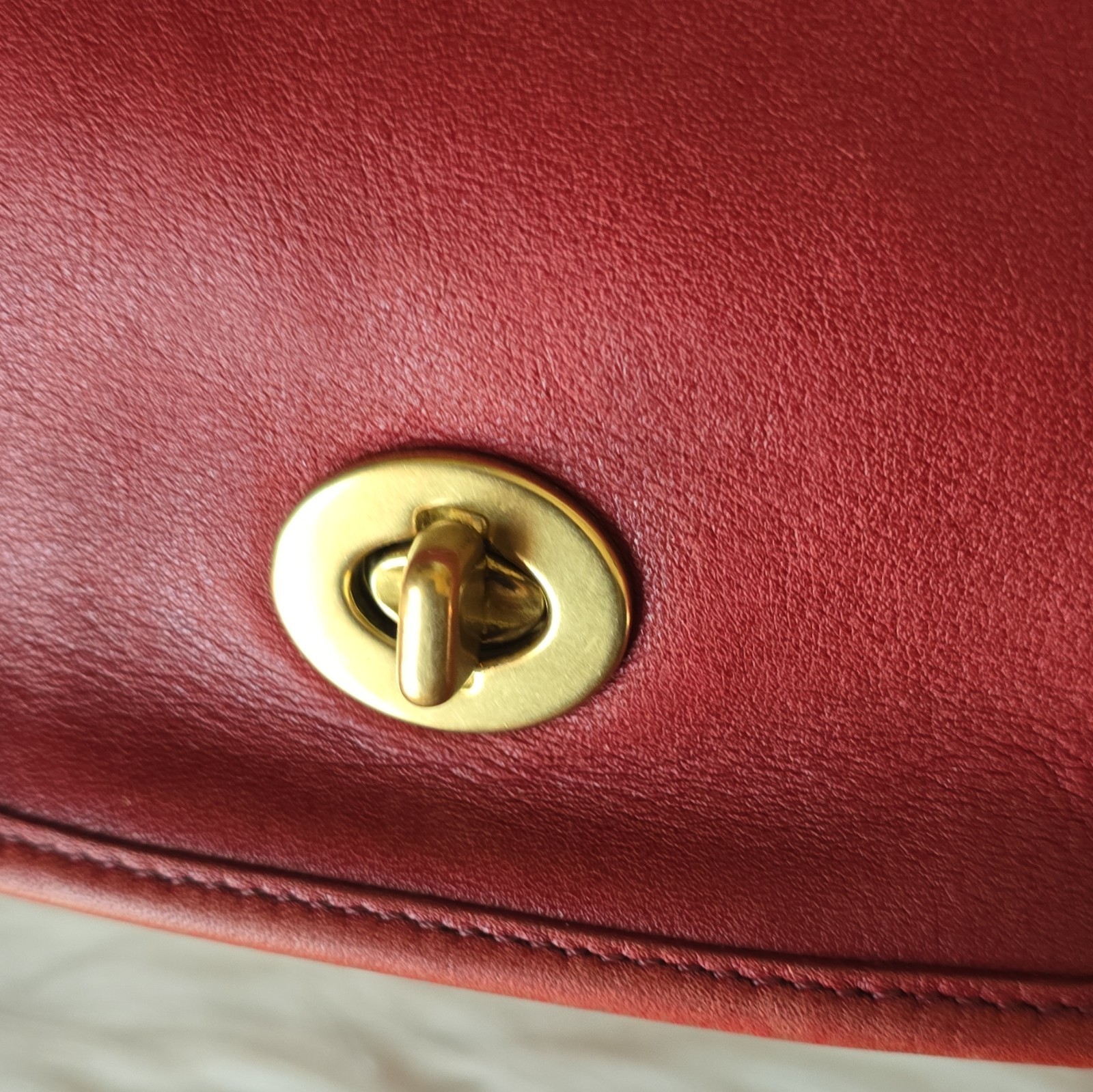 Coach Red Small Crescent Shoulder Bag Turn Lock Gold Hardware Hang Tag