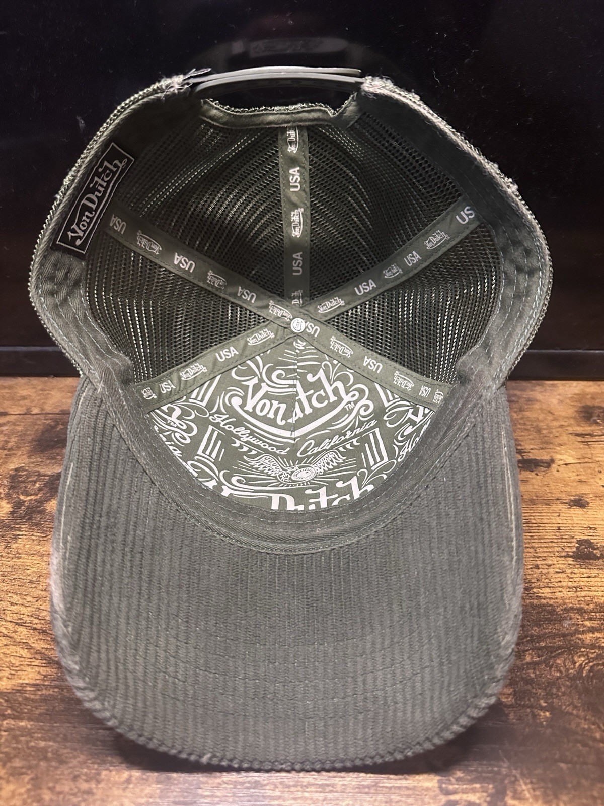 Von Dutch Green Trucker Hat, One Size, Mesh Back Adjustable, Men’s Casual