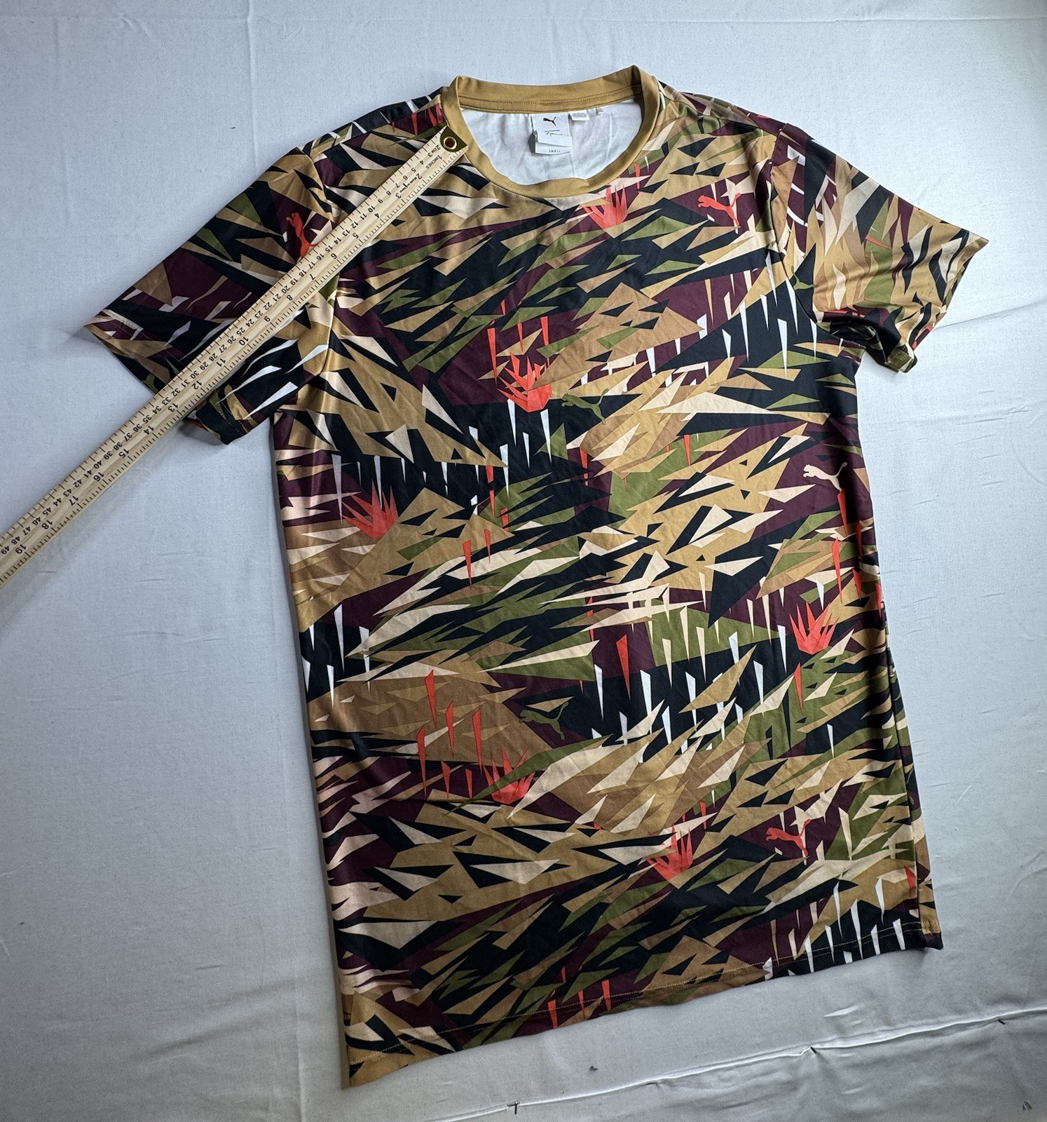 PUMA x Naturel Men’s Logo Crew Neck Short Sleeve Camo T-Shirt Multicolor S