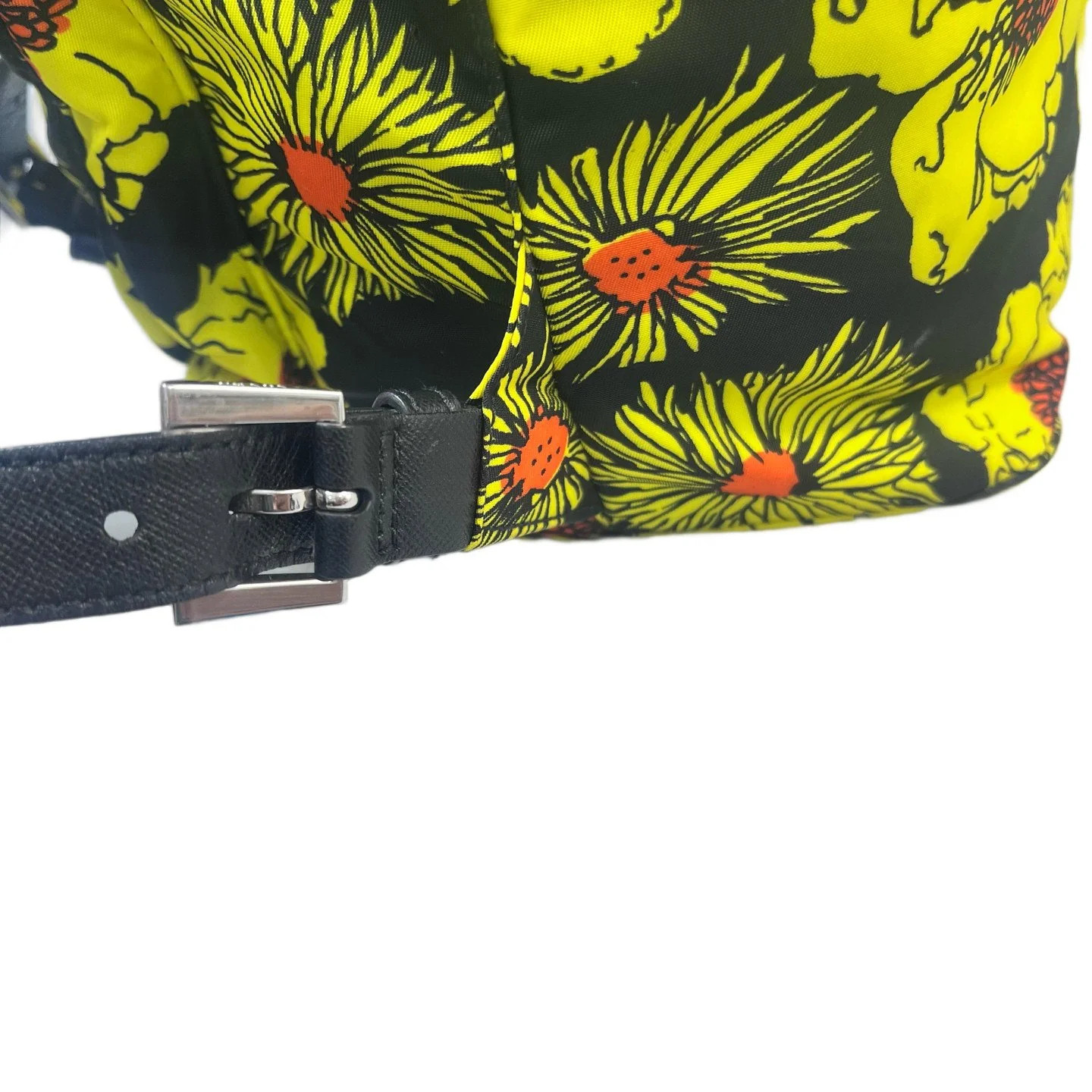 Prada Backpack Yellow Black Tessuto Nylon (sa053126d7r)