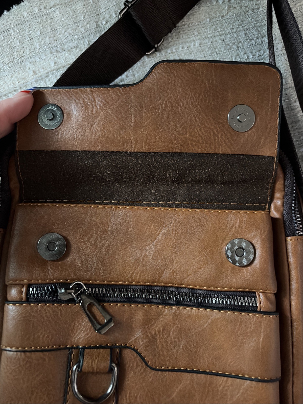 Weixier Men’s 10″ Crossbody Bag Shoulder Messenger Bag