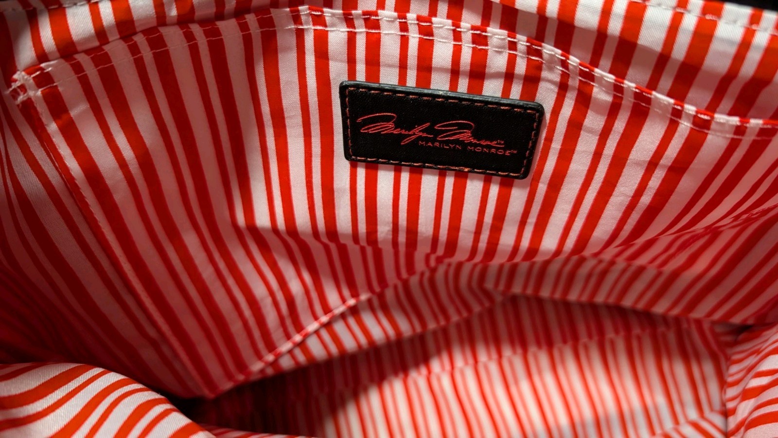 NWT Beautiful Black/Red/White/Blue Tote Bag by Estate Of Marilyn Monroe LLC 2013