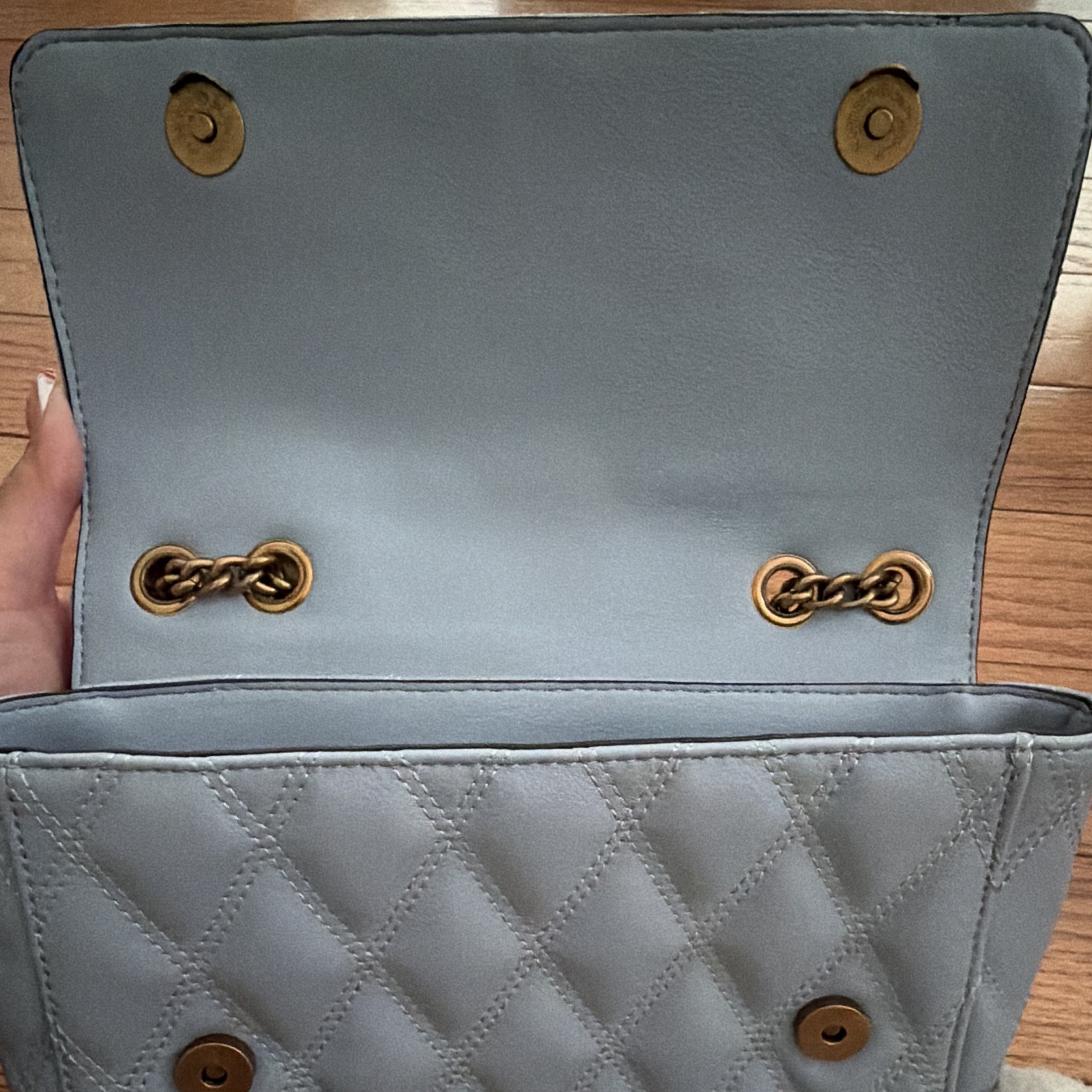 GUESS Blue Quilted Studded Small Shoulder Bag Chain Strap Magnetic Lined Pockets