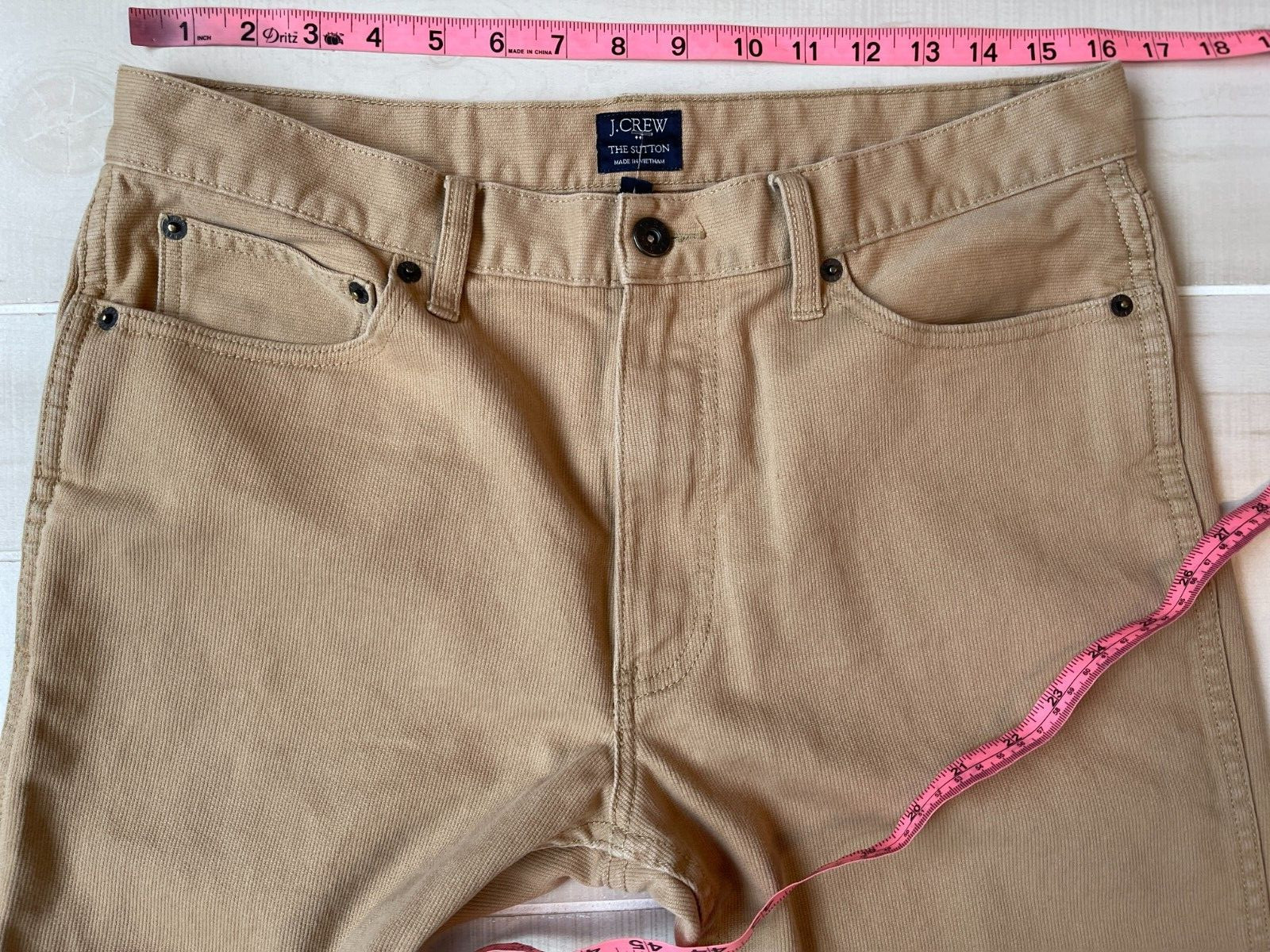 J. Crew The Sutton tan pants size 32 x 30.5″ men’s