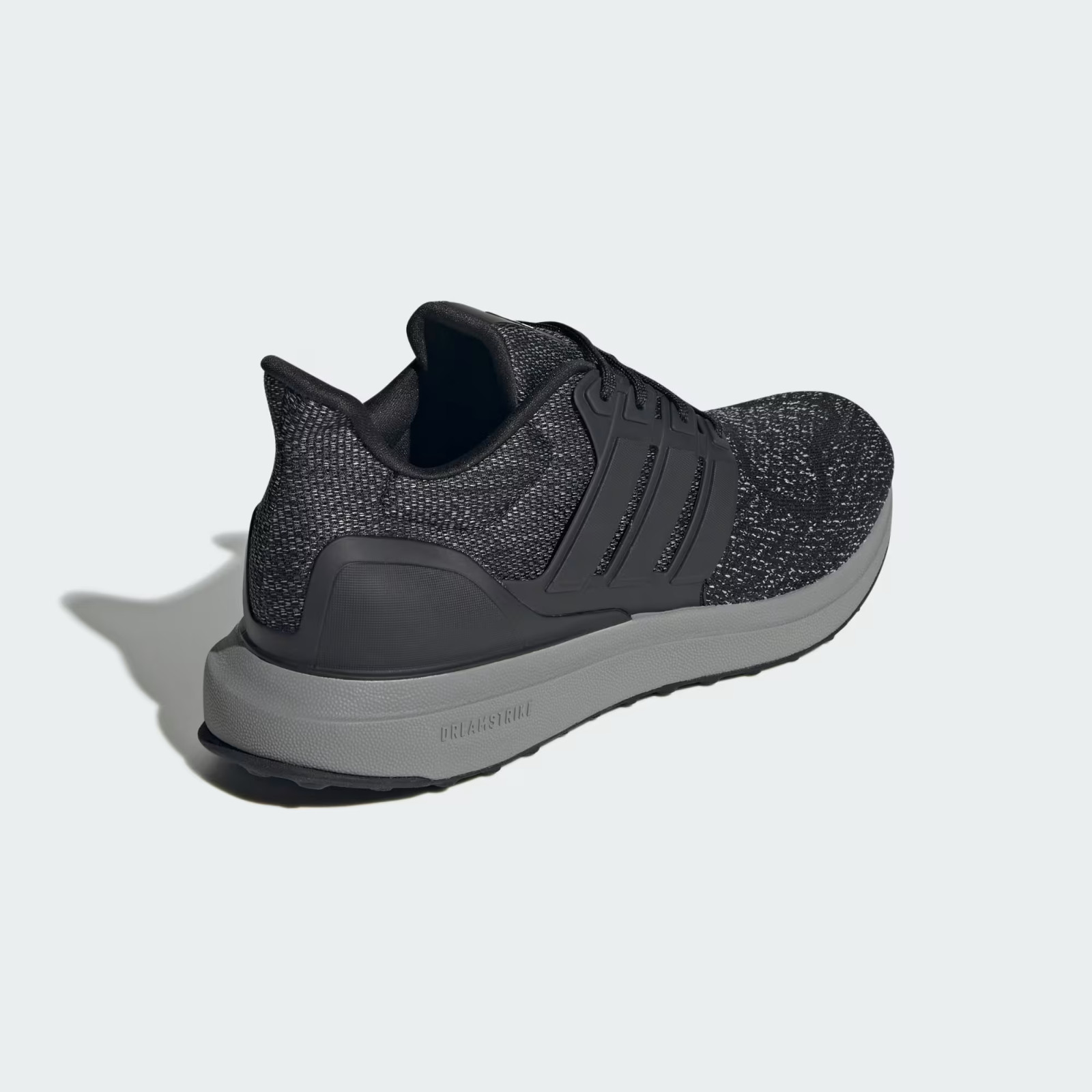 Men’s Adidas Ultradream DNA Running Shoes Black / Grey / White Sz 10.5 JP7690