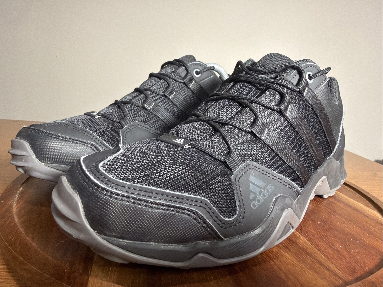 Adidas Terrex AX2S Black Hiking Trail Shoes Sneakers Q46587 Mens Size 9