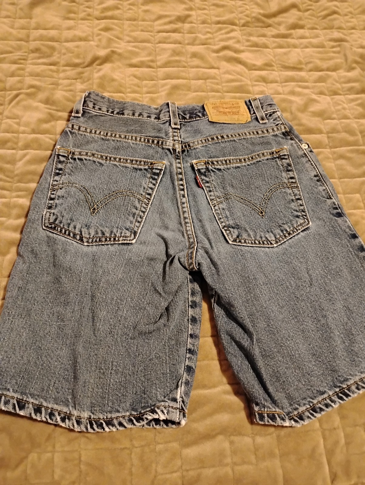 Vintage 90s Boys Levi’s 569 Shorts, Size 10r