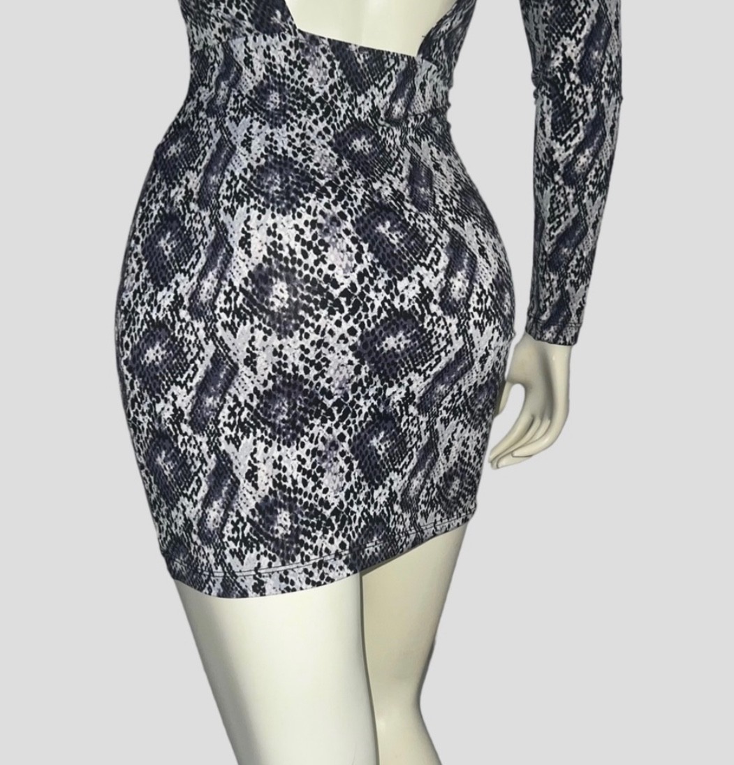 H&M Divided Snake Print Open Back Bodycon Mini Dress Size S / Y2K Glam Femme