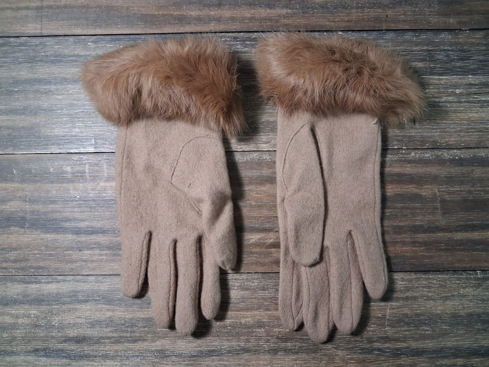 Vintage Cashmere Wool Nylon Light Brown Gloves OS Unknown Fur Phillipines