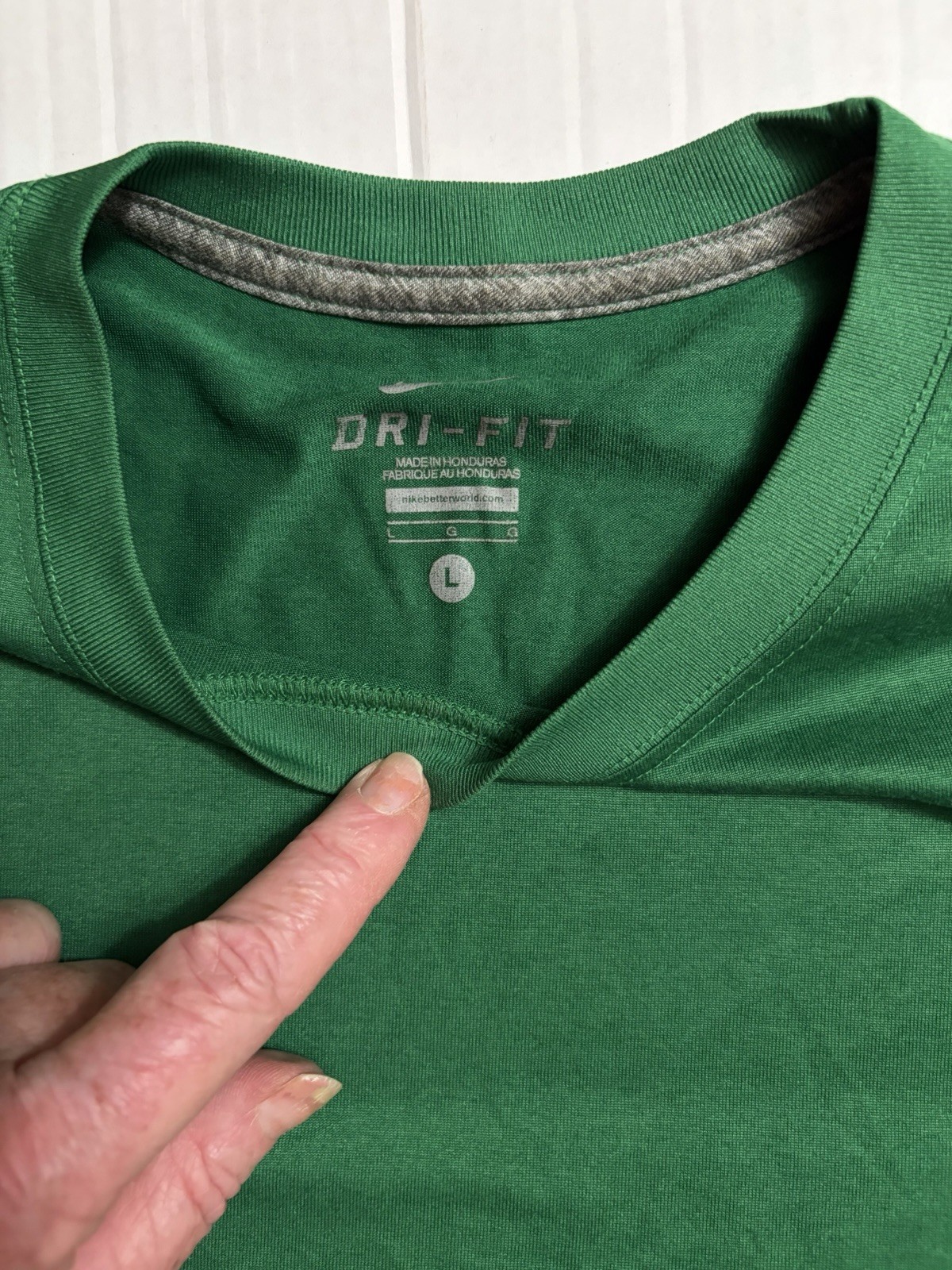 Nike Men’s Legend Dri-FIT Short Sleeve Training Shirt – Green – [Size] – EUC