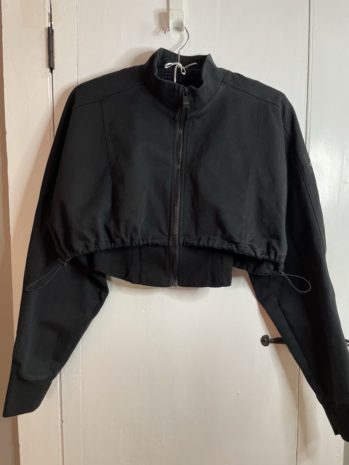 ALO On Point Black Moto Jacket Tight Inner Layer Boxy Cinchable Zip Up Outer