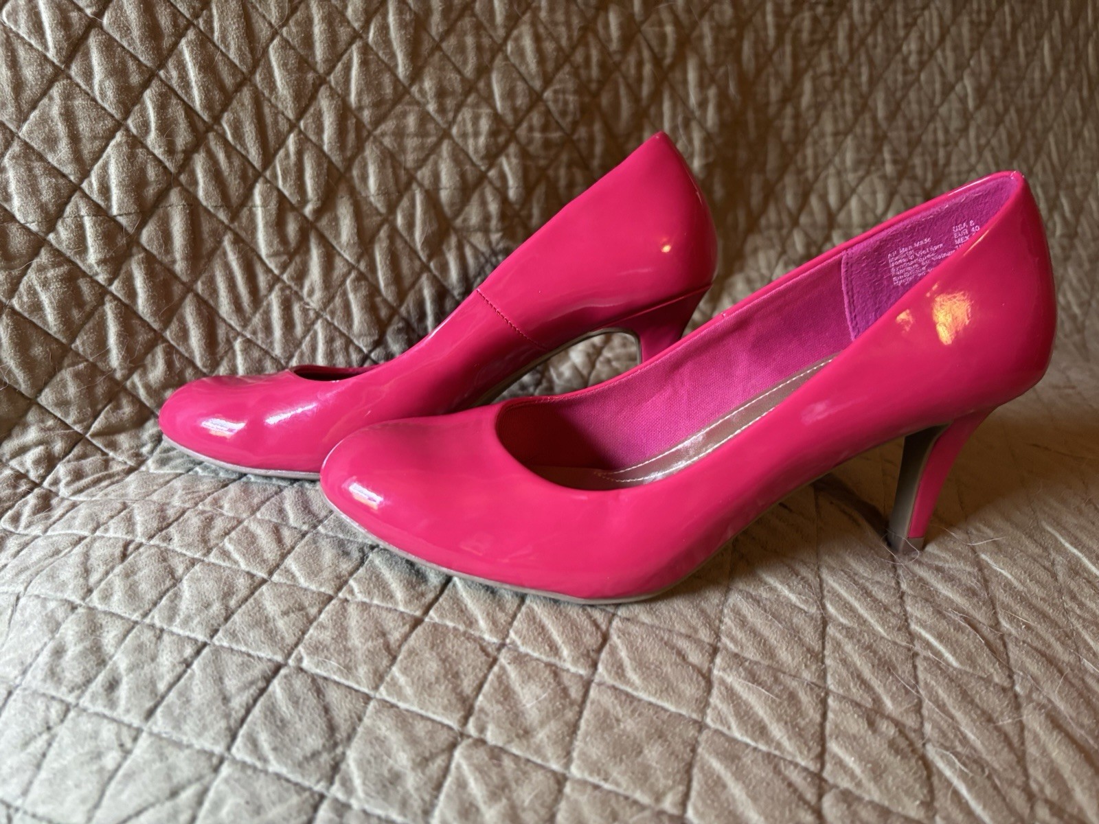Comfort Plus by Predictions Karmen Women Pump 8 Work Dress Hot Pink Patent Heel
