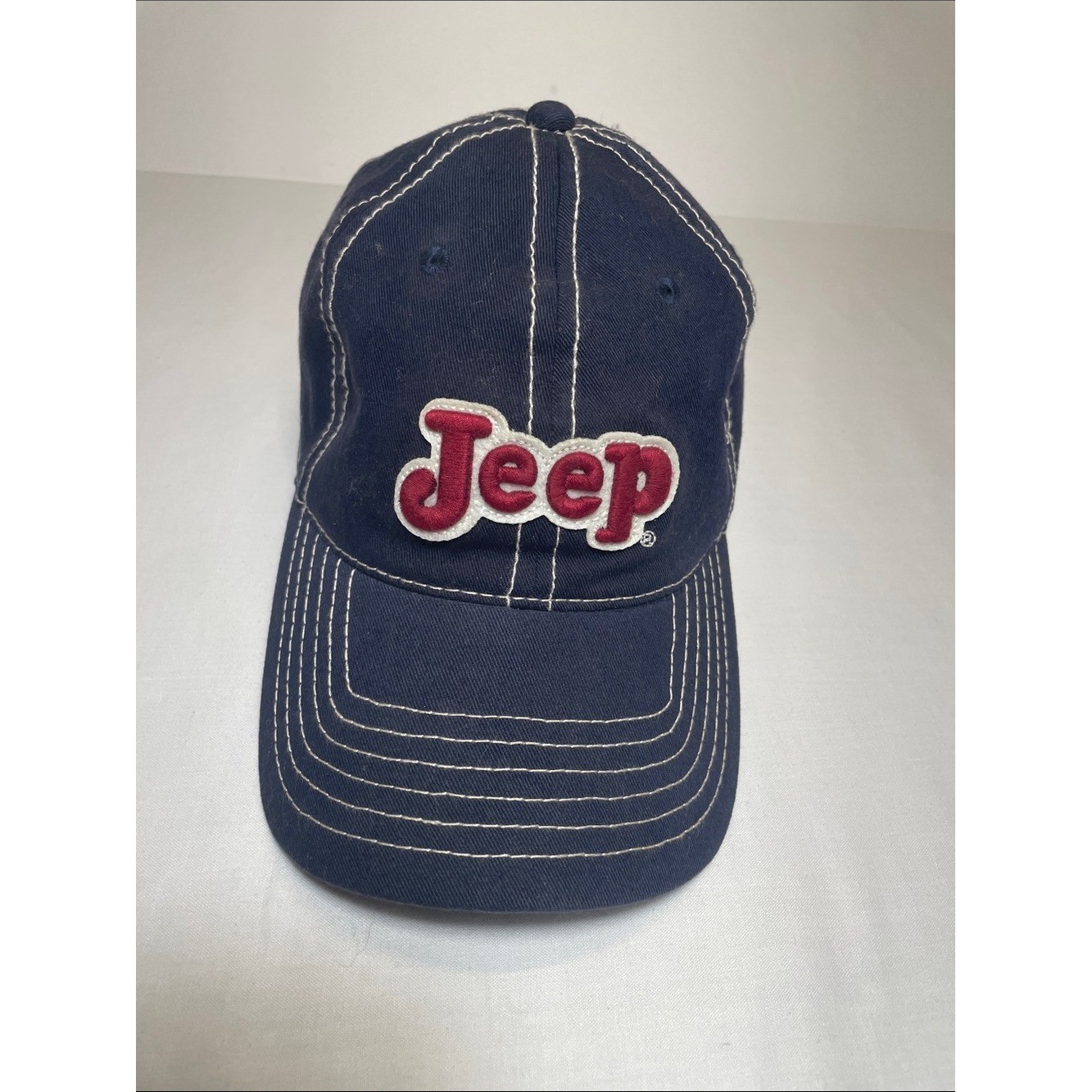 Jeep baseball cap dark blue white contrast stitching felt embroidered logo patch