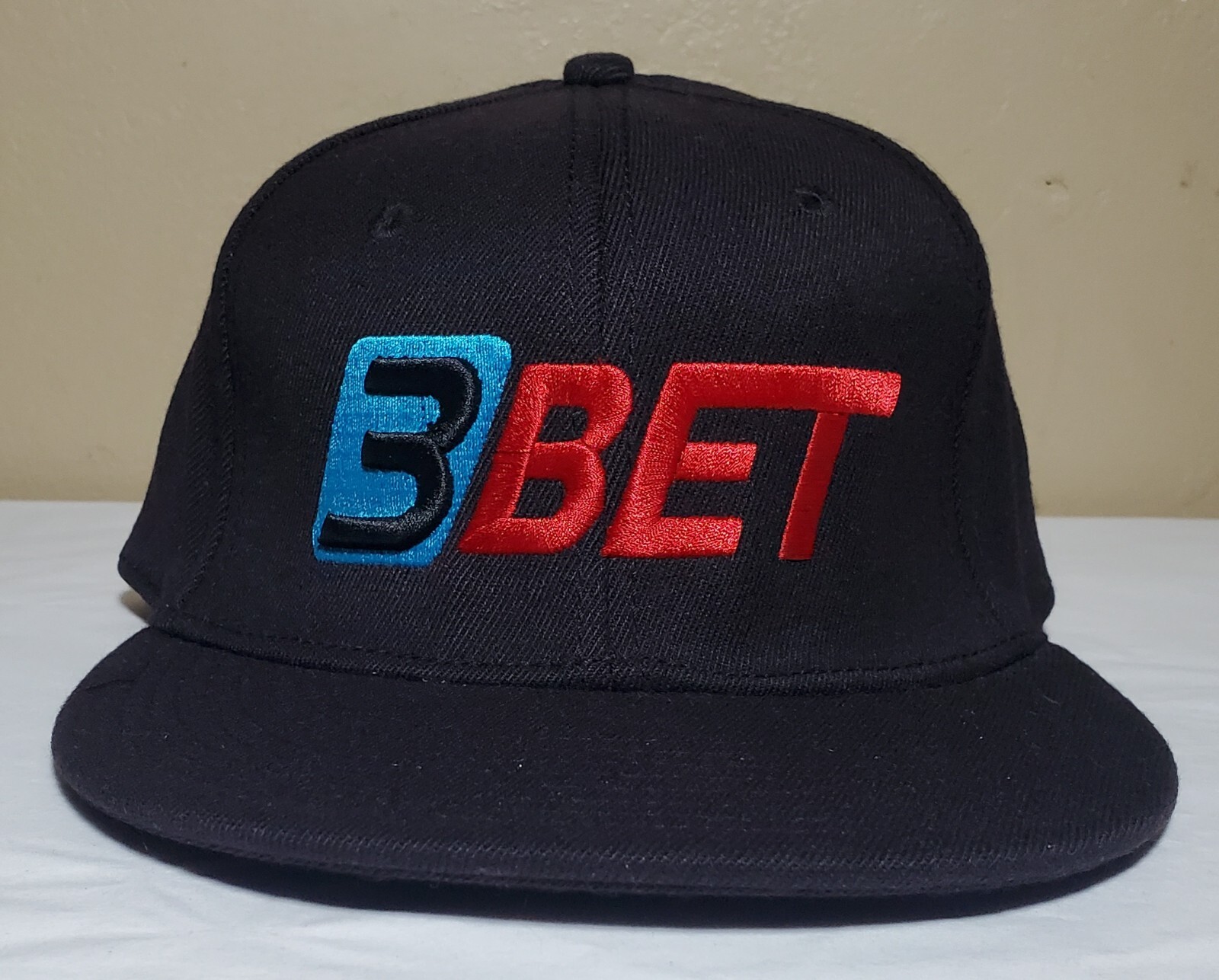 3 BET Poker Hat Size S/M – Fitted Stretch