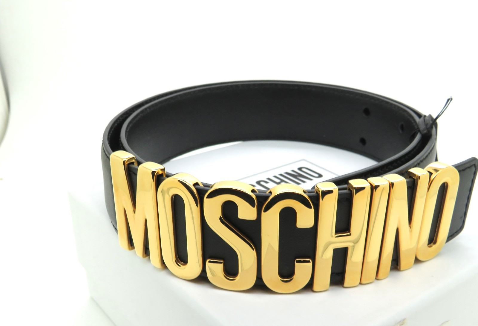 MOSCHINO Belt Classic Black Leather w/ GOLD Letters 8007-8001-0555 Sz. 38/75cm