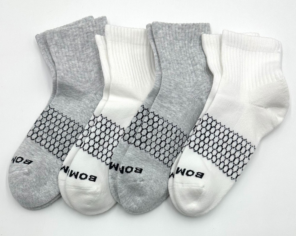 Bombas 4 Pairs Women’s Classics Cushion Quarter socks Size Med 2 Colors Mix