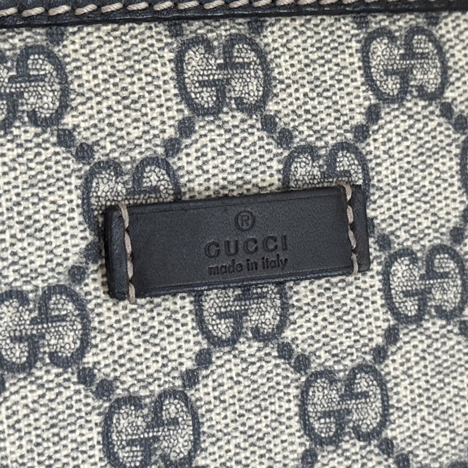 GUCCI GG Supreme 211110 Body Bag Beige Navy Leather Waist Belt Pouch Men’s Italy