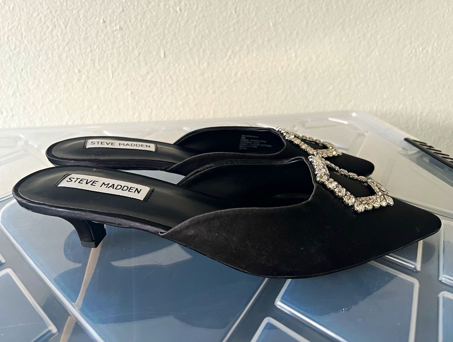 Steve Madden Women’s 8 Black Faux Silk Mule Heels Pointed Toe Rhinestone Buckle
