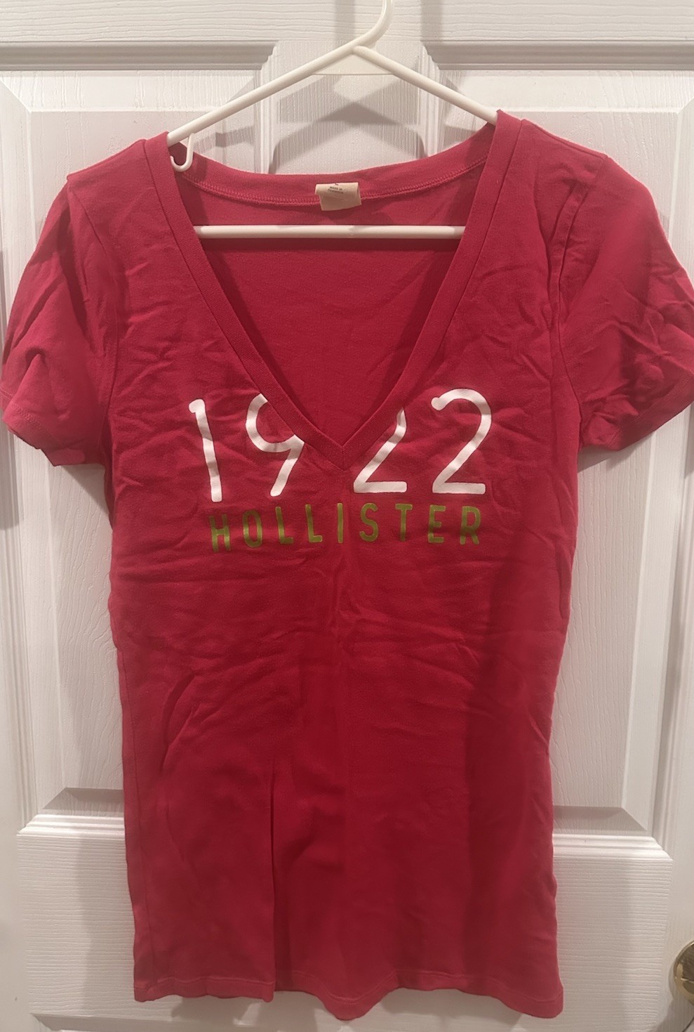 Hollister Pink V-Neck Short Sleeve Graphic Logo T-Shirt Womens Size L
