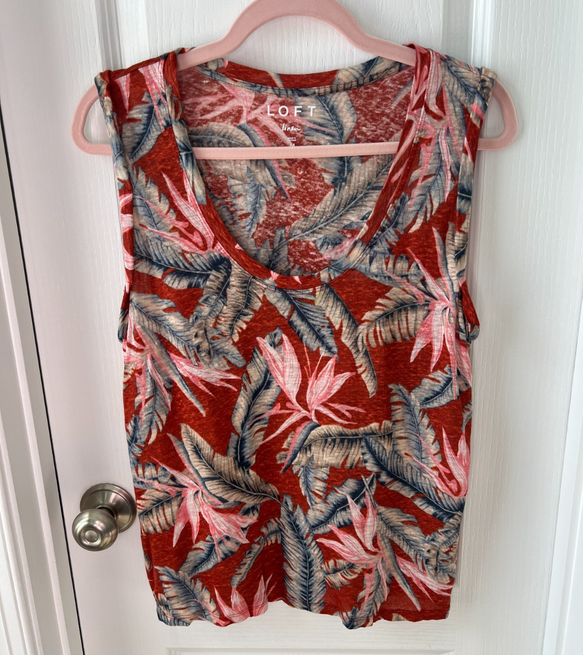 LOFT Linen Womens Top Red Multi Tropical Floral Bird of Paradise Sleeveless Sz M