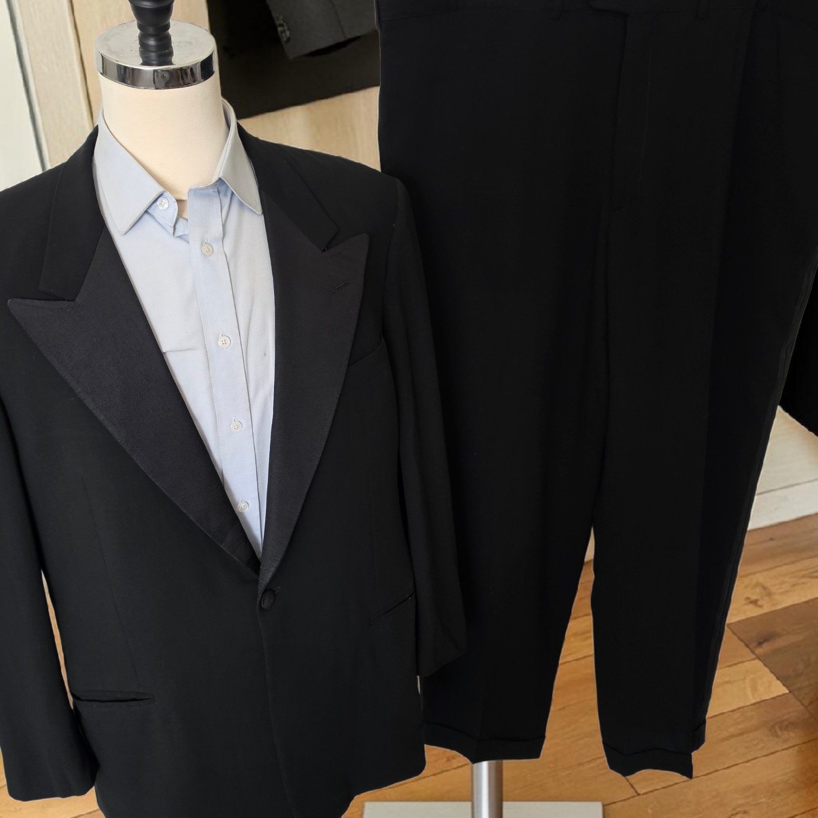 Vintage Giorgio Armani Tuxedo 46r 56it 45×32 A Milano Borgo 21 Peak Lapel