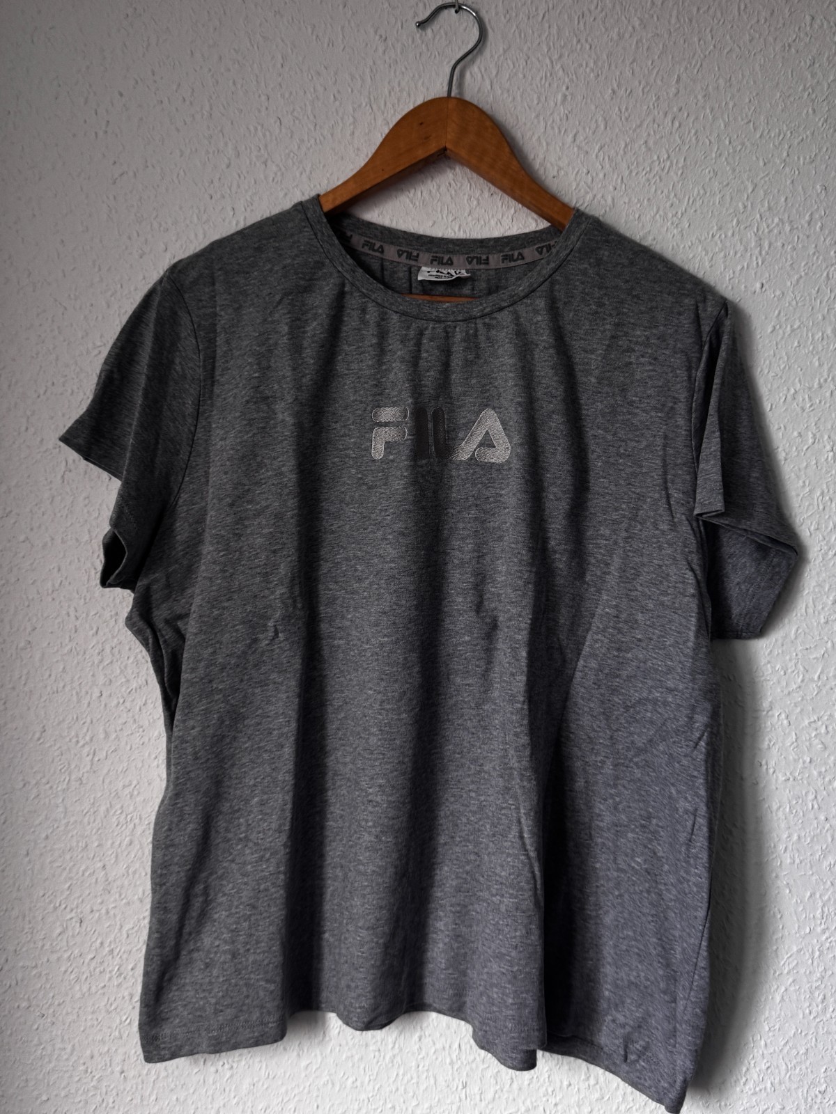 FILA Ladies Embroidered Logo T-Shirt – Grey Melange (Size 20)
