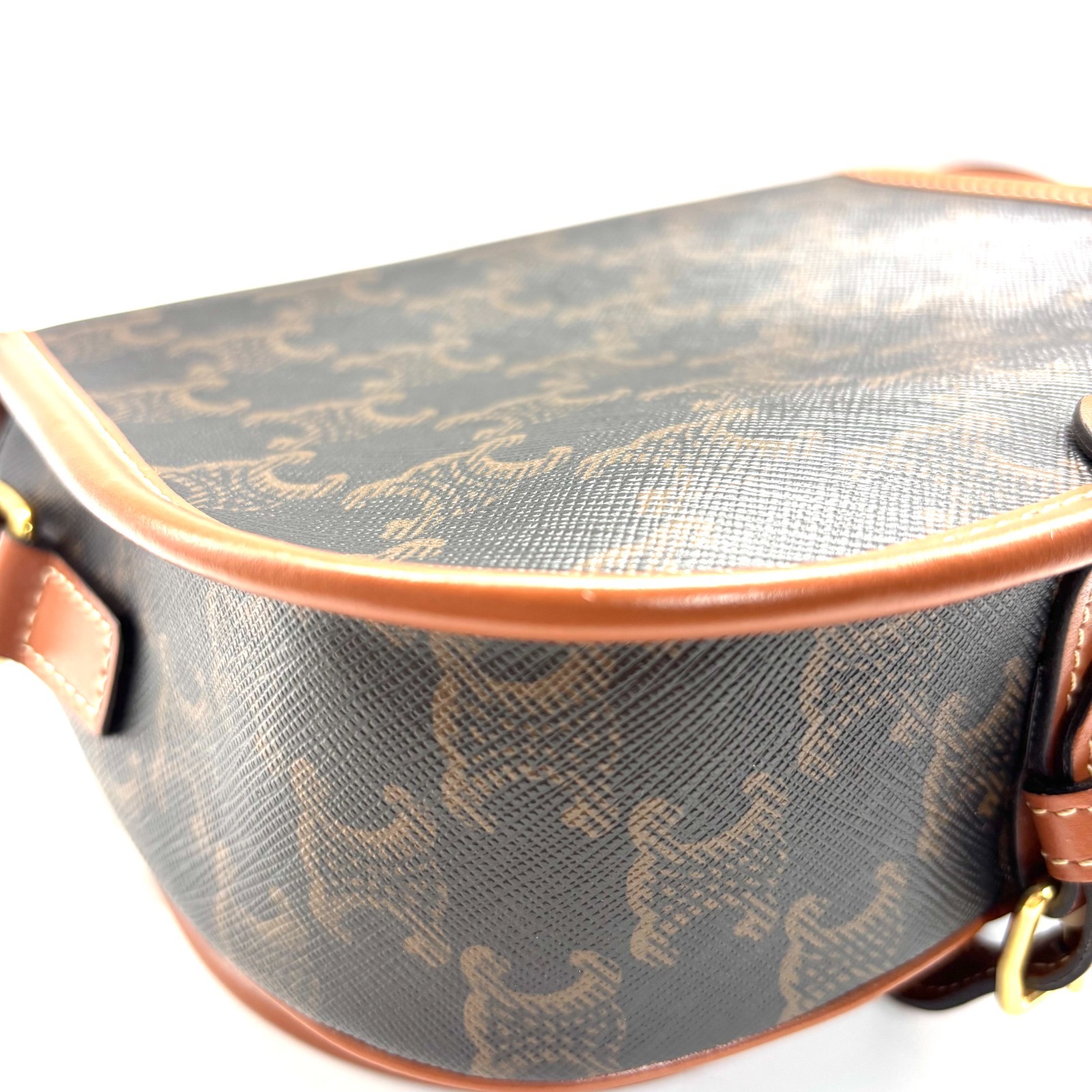 Pre owned Celine Triomphe Canvas Medium Folco Bag Tan | H24576