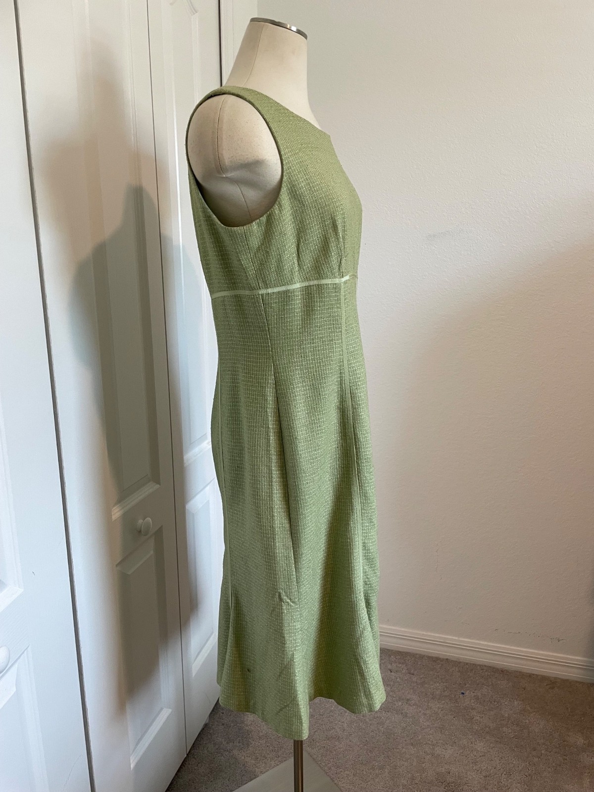 Vintage Talbots Classic Green Tweed Sleeveless Dress Ribbon + Ruffle Hem Size 12