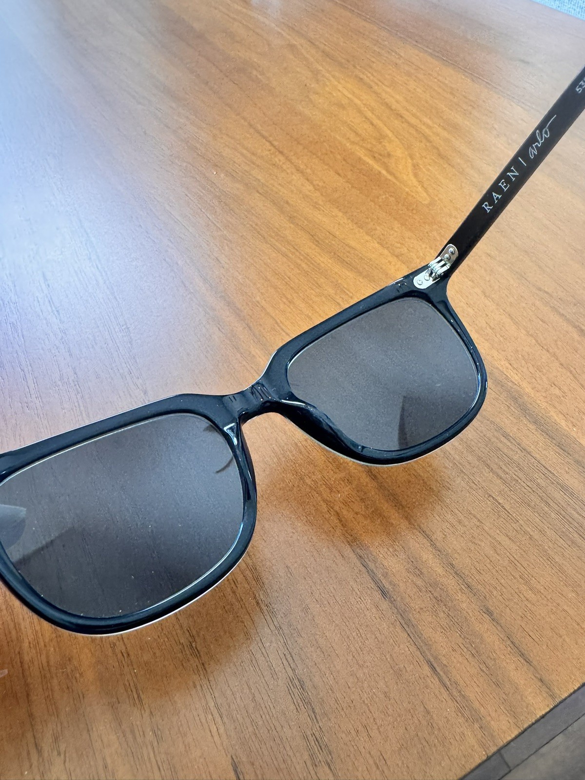 Raen Arlo Crystal Black Polarized Size Sunglasses Fair – scratches