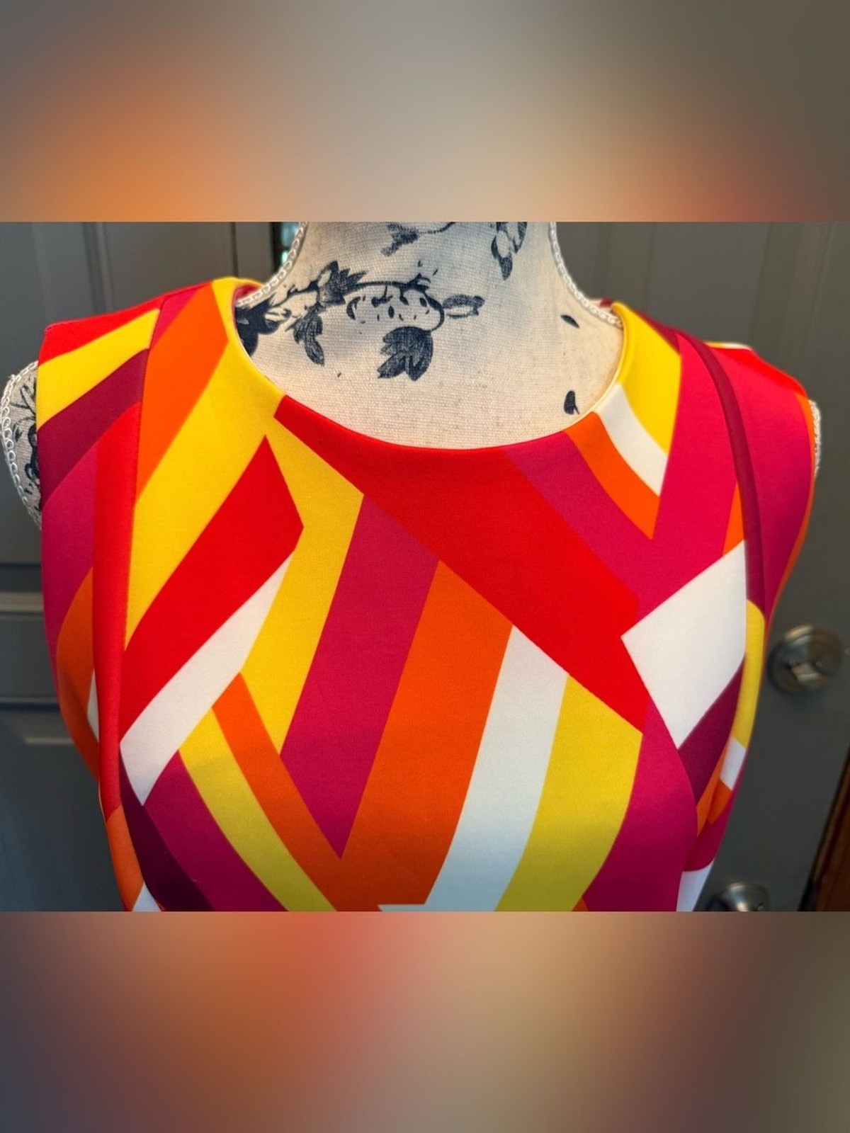 CalvinKlein geometric abstract sleeveless scuba dress (10) orange/yellow/red/wh
