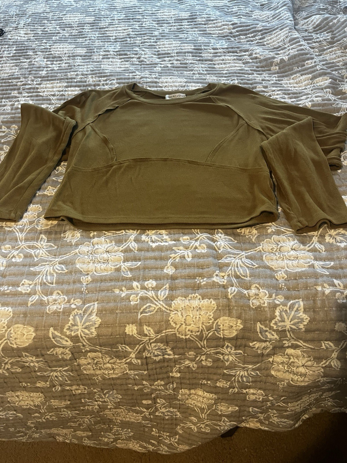 Paper Crane Women’s Knit Crop Top Muted Mustard Size Large Boho, Grunge