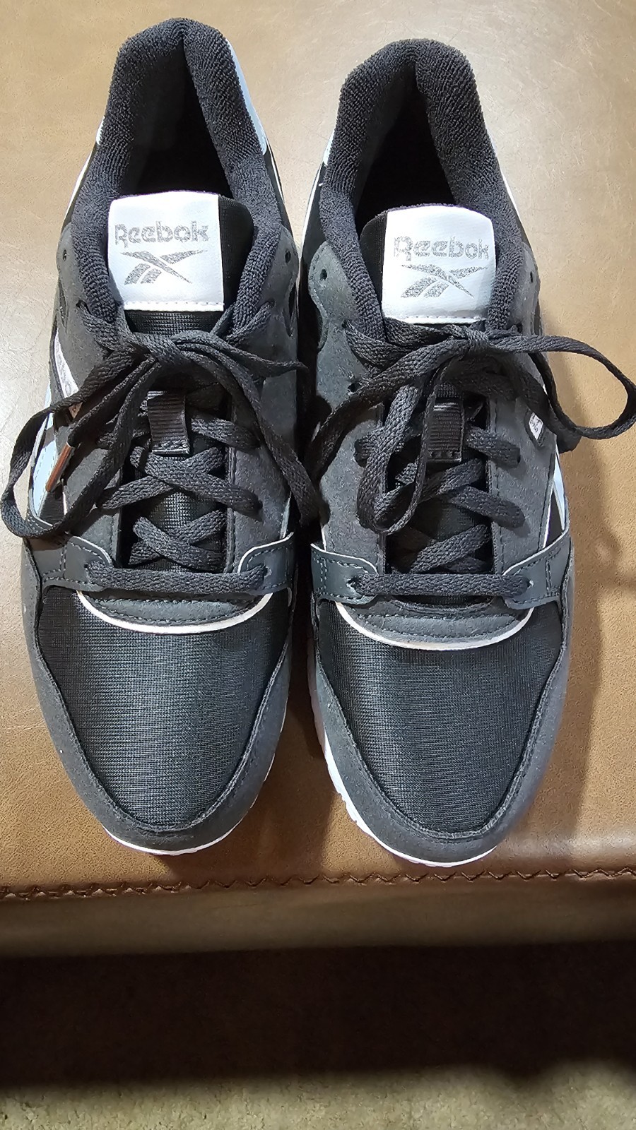 Reebok Men’s Black/White Lace-Up Low Top Solid Athletic Sneakers