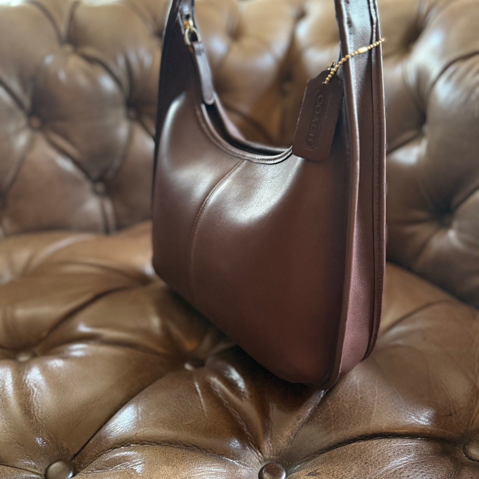 Coach Vintage 1997 Ergo 9025 Mahogany Glovetanned Leather Hobo