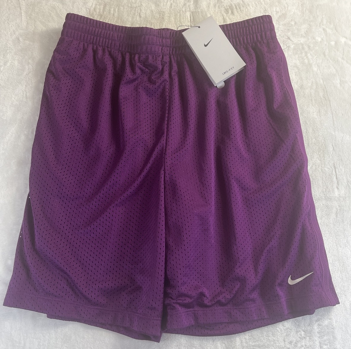 Boy’s Nike Youth Dri-Fit Standard Fit FN8692 MESH Shorts M Medium NEW