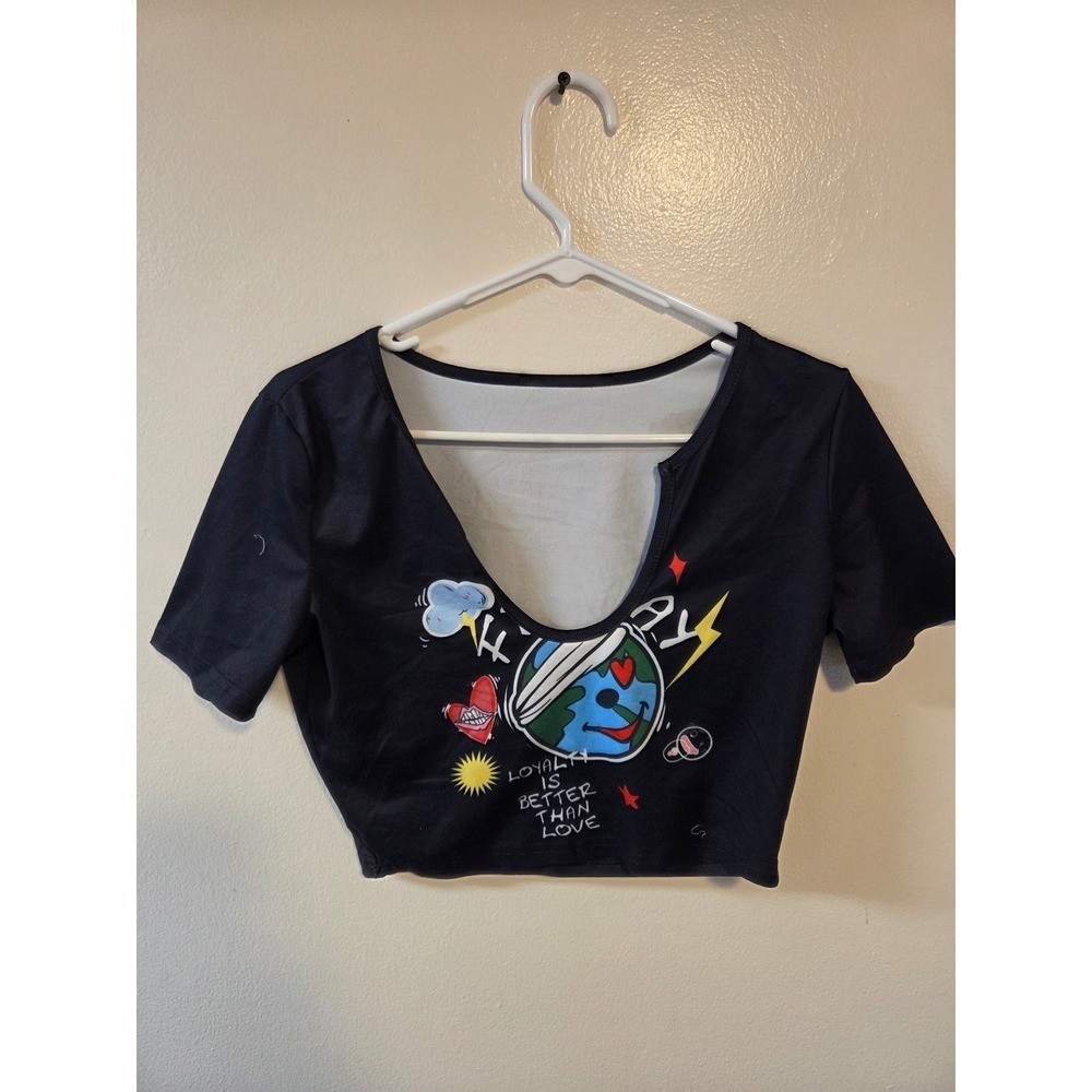 Black Graphic Crop Top Loyalty Is Better Than Love Earth Deep U-Neck Streetwear